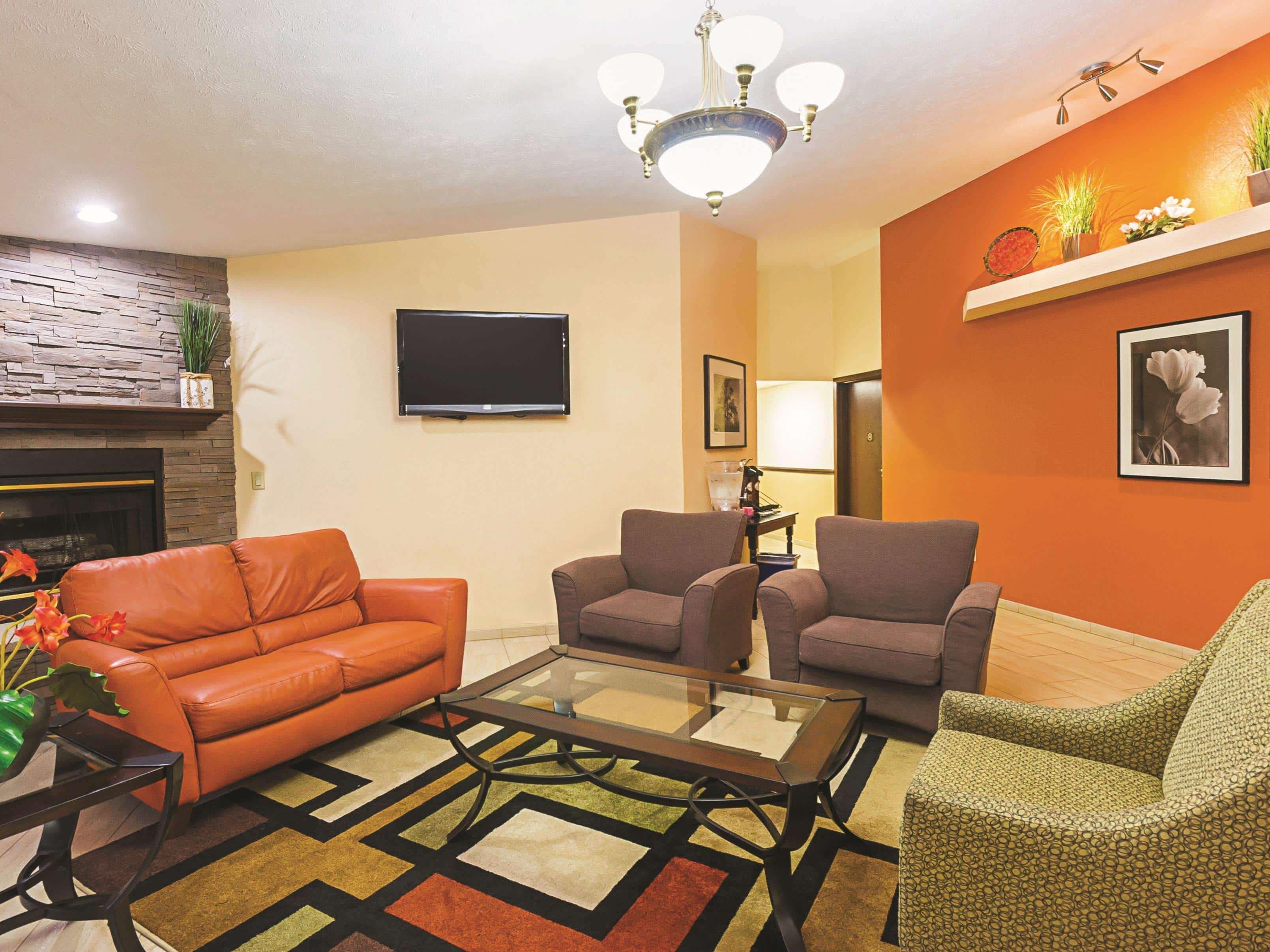 מלון La Quinta By Wyndham וודברן מראה חיצוני תמונה